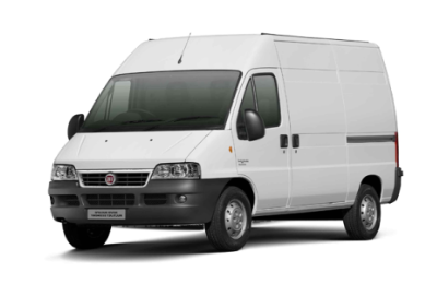 Жёсткий кузов, защита от осадков, ремни крепления.